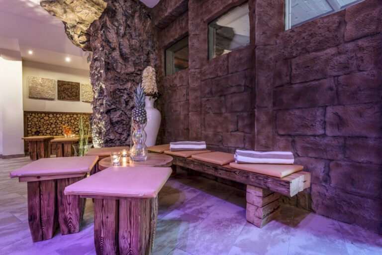 Hotel Schönruh Gerlos : Relaxe Spa -Sauna - Sole Bergstollen