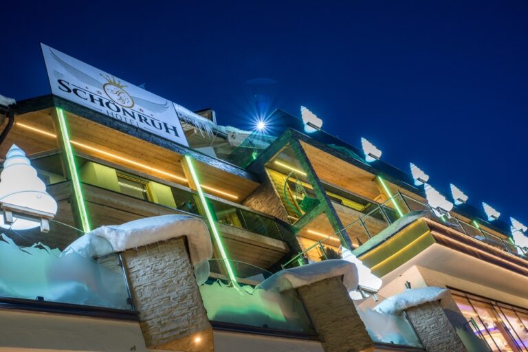 Groß (Hotel Schönruh Gerlos :Aussenbereich Winter -00005) 2