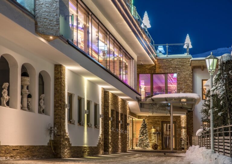 Groß (Hotel Schönruh Gerlos :Aussenbereich Winter -00006) 2